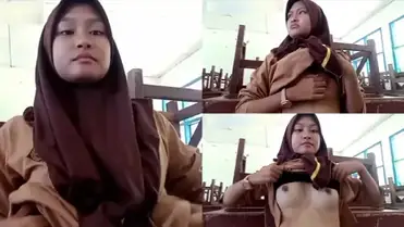 Siswi Hijab Pamer Buah Dada Di Kelas Sepi